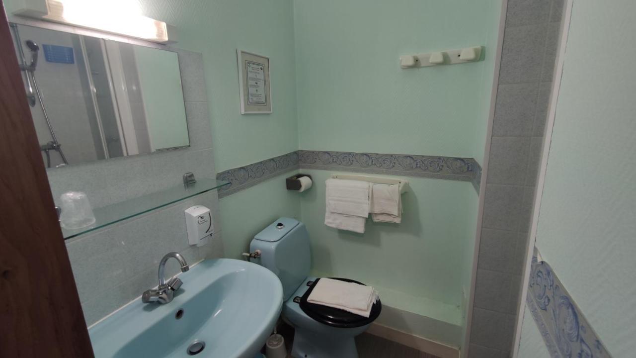 Hotel Angleterre Cherbourg-en-Cotentin Ngoại thất bức ảnh